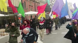 Decenas de personas marchan en Madrid en defensa de los servicios públicos