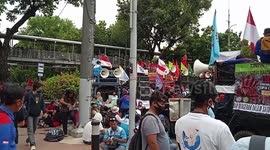 Workers, students to continue Job Creation Law protest in front of Merdeka Palace in Jakarta, Indonesia