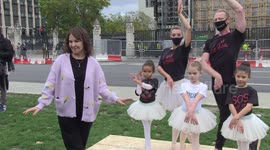 Arlene Phillips joins ballet dancers posing in protest outside Parliament