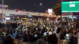 Thailand: Anti-Gov’t Protesters March To German Embassy To Submit Petition 4