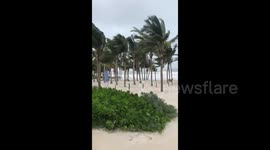 Mexico: Hurricane Zeta Brings Gusts And High Waves As It Churns Toward Yucatan Peninsula 2
