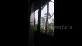 Philippines: Typhoon Molave Slams Southern Luzon With Strong Winds And Heavy Rains