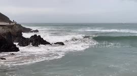 Storm EPILSON arrives in Cornwall bringing large waves