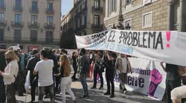 Tensions at anti-lockdown protests. Restaurant and hospitality workers took to the streets of Barcelona to protests new restrictions in place to curb the spread of COVID-19.