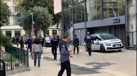 Arab youth provokes the crowd right after the terrorist attack in Nice, France