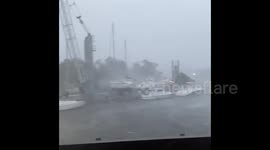US: Hurricane Zeta Makes Landfall, Lashes Louisiana With Ferocious Winds And Heavy Rains 4