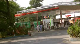 Total petrol stations in Islamabad deserted amid anti-France boycott