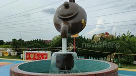Incredible huge sky 'TEA POT' fountain hanging on air at Melaka Malaysia