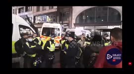 Protester arrested Oxford st