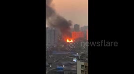 Fire breaks out at warehouse in Mumbai, India