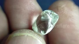 Lucky labourer unearths 7.2 carat diamond worth $50,000 in central India