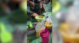 Weirdough: Housewife mixes cake with ELECTRIC DRILL!