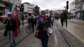 France: Thousands Join National Strike Against COVID-19 Health Protocols