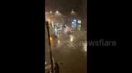 US: Tornado And Severe Thunderstorm Warning Issued Over Chicago Area 3