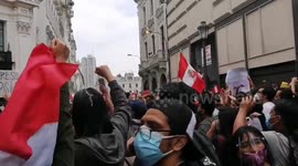 Peru: Hundreds Continue Protesting Impeachment Of Martín Vizcarra In Central Lima 4