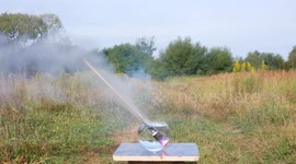 Experiment: XXL Firework, Slime & Eggs in Auarium