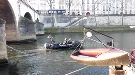 Paris Seine River Police training. 12nov2020