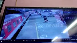 Vigilance of railway personnel saves life of a passenger in western India