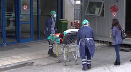 Queues for COVID tests continue as Greek doctors warn hospitals at breaking point