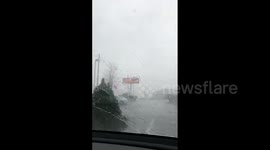 US: Strong Cold Front With Gusty Wind Makes Power Lines Spark In Ohio