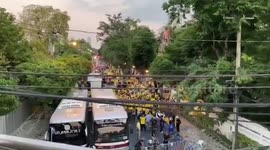 Thailand: Pro-Democracy Protesters And Royalists Clash Near Parliament In Bangkok