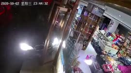 Drunk driver smashes into grocery store owner by ex-boyfriend in northern China