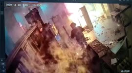 Diners set on fire as restaurant explodes injuring 34 in southern China