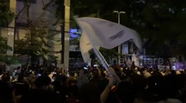 Thailand: Protesters Count Down In Front Of Police Headquarter In Bangkok