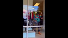 Store mannequin dancing popping in the center of Portland