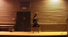 Hanstand flip