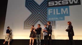 Ryan Gosling helps out with marriage proposal