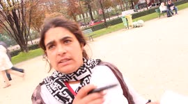 Woman tries 'petition scam' on tourist in Paris