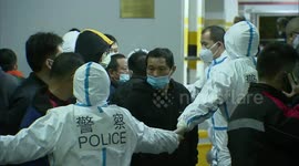 Chaos as thousands of Shanghai airport staff queue for COVID-19 testing