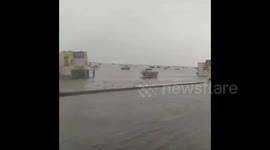 India: Cyclone Nivar – High Surf And Heavy Flooding In Chennai Ahead Of Landfall