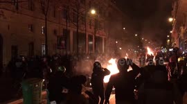 Investigation launched after Paris police forcefully remove migrants from camp
