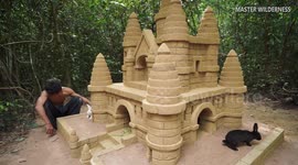 Build the castle by using 1000 mud bricks for 4 rabbits