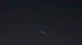 Strange comet seen streaking over Florida skies