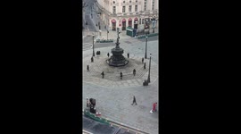 Watch the moment 'druids' perform bizarre routine in London's Piccadilly Circus
