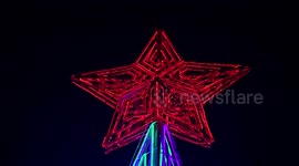 Madrid enciende la Navidad con 10 millones de luces, en el video las luces del árbol de navidad en puerta del sol