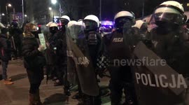 Police block Warsaw march against abortion ruling