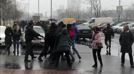 Belarus anti-government protest met with police arrests, violence in Minsk