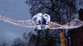 Kings Road Christmas Lights 2020 bear historic reference to King Charles II crown