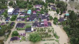 Five killed as flash floods hit southern Thailand