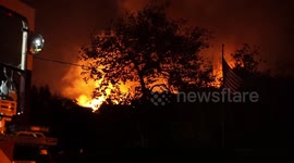 Silverado Canyon residents flee as Bond Fire sweeps through Southern California