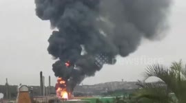 South Africa: Explosion Rocks Engen Oil Refinery In Durban 2