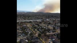 US: Orange County, CA Sky Filled With Smoke Due To Bond Fire 3
