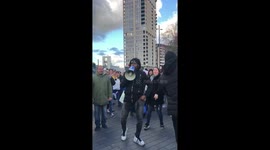 Anti-lockdown protesters and supporters of vaccine engage in bizarre musical face-off in London