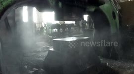 Watch this power hammer OBLITERATE fruit into a bloody pulp