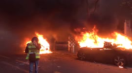 Violence erupts again in Paris as protestors march against the global security law (BETTER QUALITY)