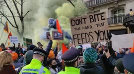Hundreds of Sikhs take to streets of London in solidarity with Indian farmers protest